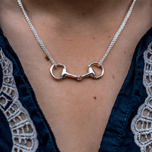 Hiho Silver Double Chained Snaffle Necklace - Image 2