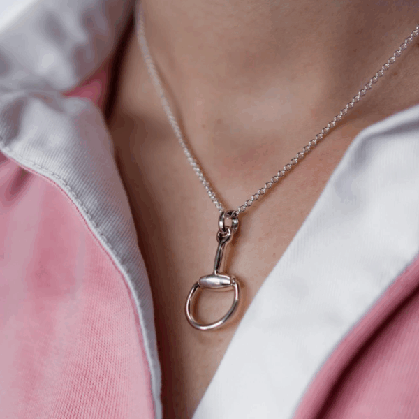 Hiho Sterling Silver Snaffle Pendant on Fine Trace Chain - Image 2