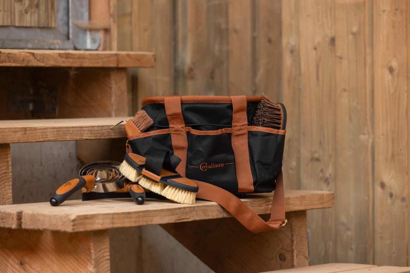 Covalliero Grooming Bag - Image 2